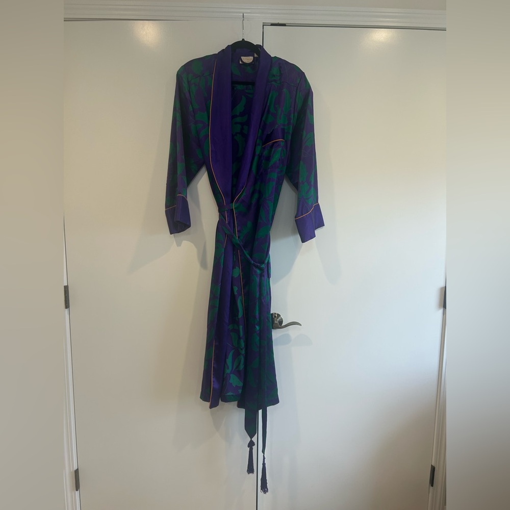 Vtg Victorias Secret Purple Green Satin Sleep Robe Long Sleeve Size M/L - Picture 3 of 15